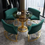طاولة طعام مستديرة
