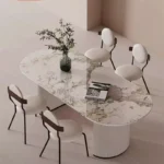 ⁦طاولة طعام رخام مع كراسي بتصميم مميز⁩ - الصورة ⁦3⁩