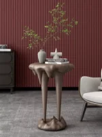 طاولة جانبية بتصميم مميز - Image 3
