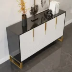 بوفيه بأربعة أبواب لغرفة الطعام