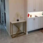 كونسول رخام بتصميم انيق