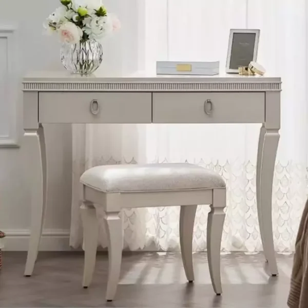 طاولة تسريحة بتصميم بسيط و هادئ